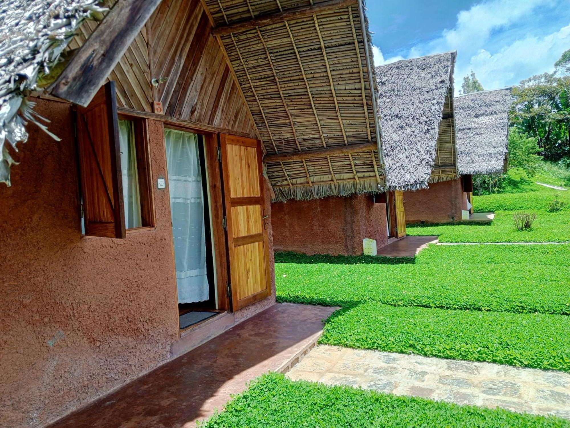 Soanala Hotel Moramanga Exterior foto